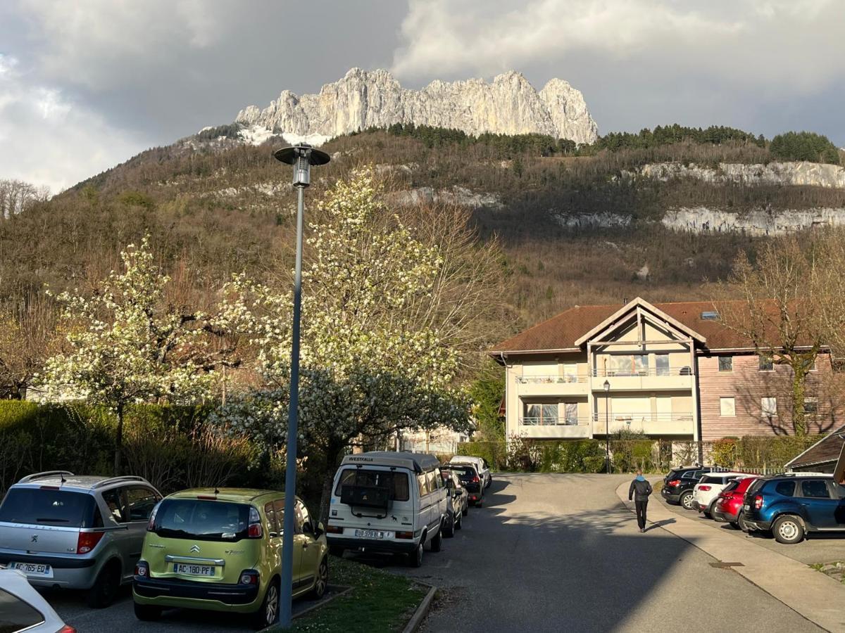 Entre Lac D'Annecy Et Montagnes, Golf Et Parapente A Pieds تالوار المظهر الخارجي الصورة