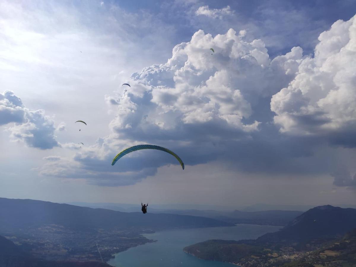 Entre Lac D'Annecy Et Montagnes, Golf Et Parapente A Pieds تالوار المظهر الخارجي الصورة